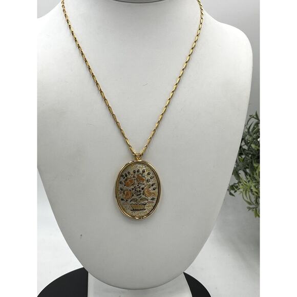 Reed & Barton Damascene Orange flowers Oval Pendant Gold Tone Necklace - Picture 13 of 13
